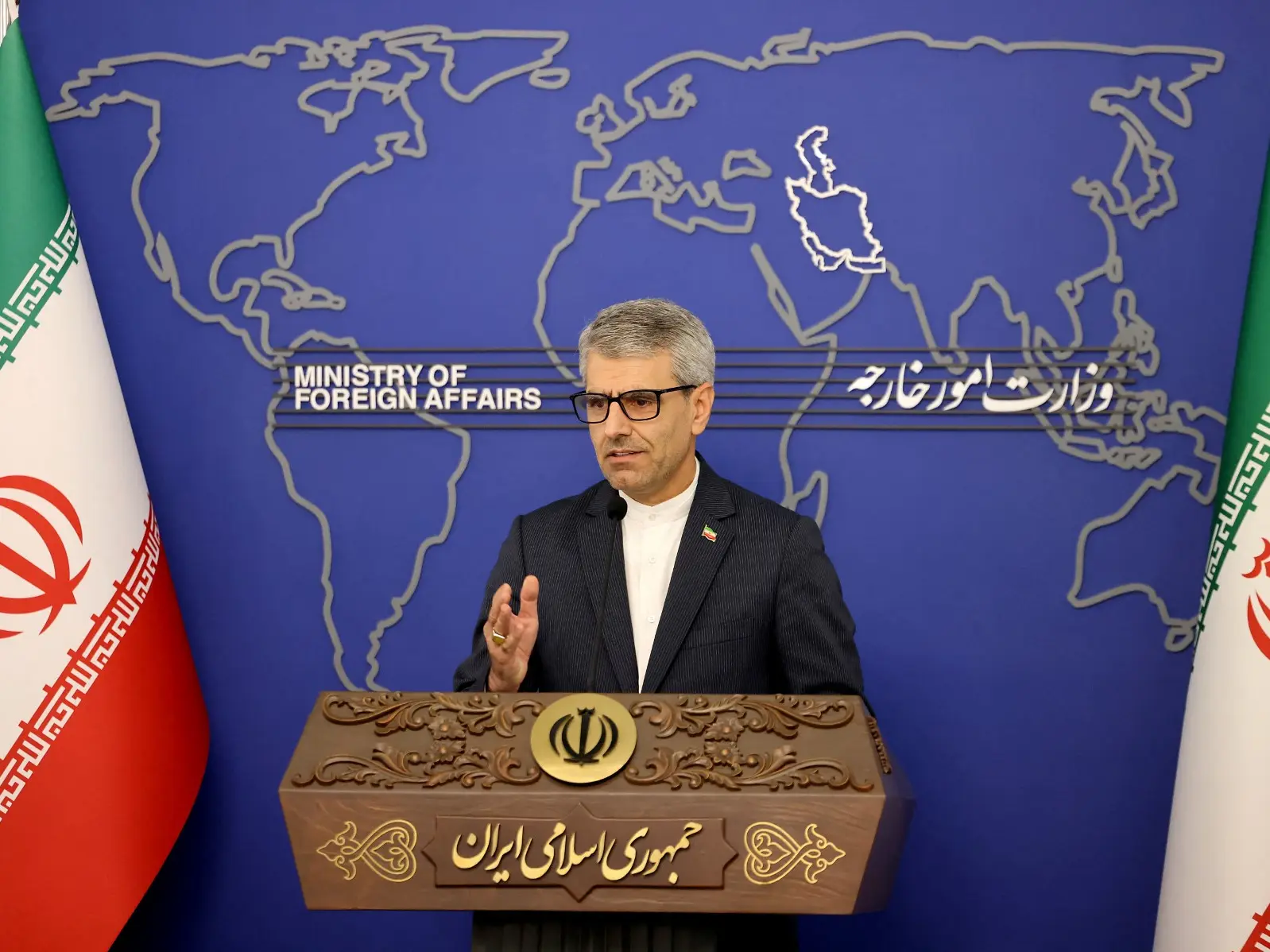 Iran rejects uranium transfer, calls it 'sacred' and contradicts Trump on Strait of Hormuz Iran rejects uranium transfer, calls it 'sacred' and contradicts Trump on Strait of Hormuz