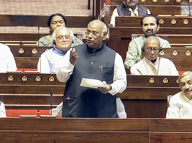 ‘Desperate and frustrated PM’: Kharge targets PM Modi over women’s bill defeat speech ‘Desperate and frustrated PM’: Kharge targets PM Modi over women’s bill defeat speech