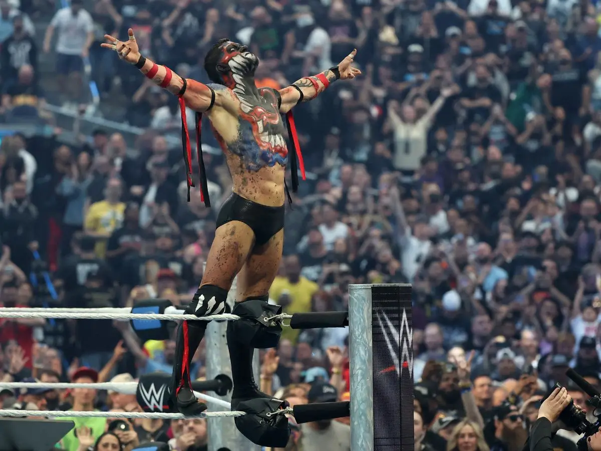 The Demon Finn Balor beats Dominik Mysterio
