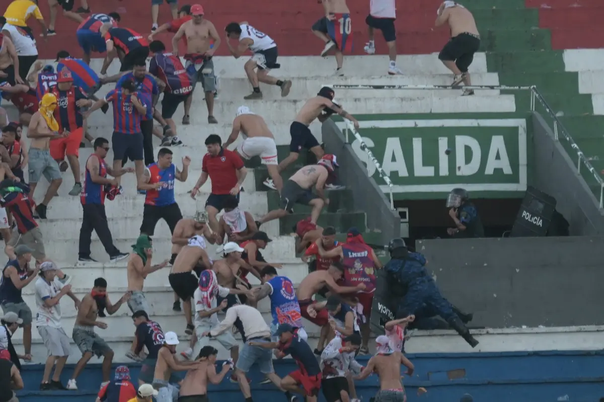 50 injured, 60 arrested for riots leading to suspension of football match in Paraguay