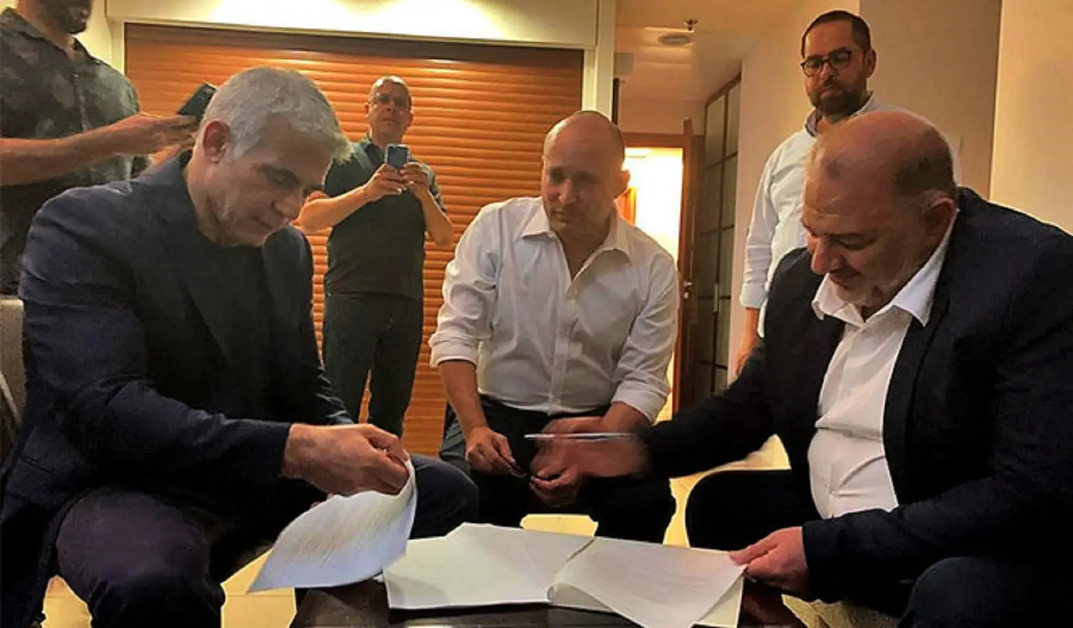 Former PMs Naftali Bennett and Yair Lapid join hands to challenge Netanyahu in Oct. elections