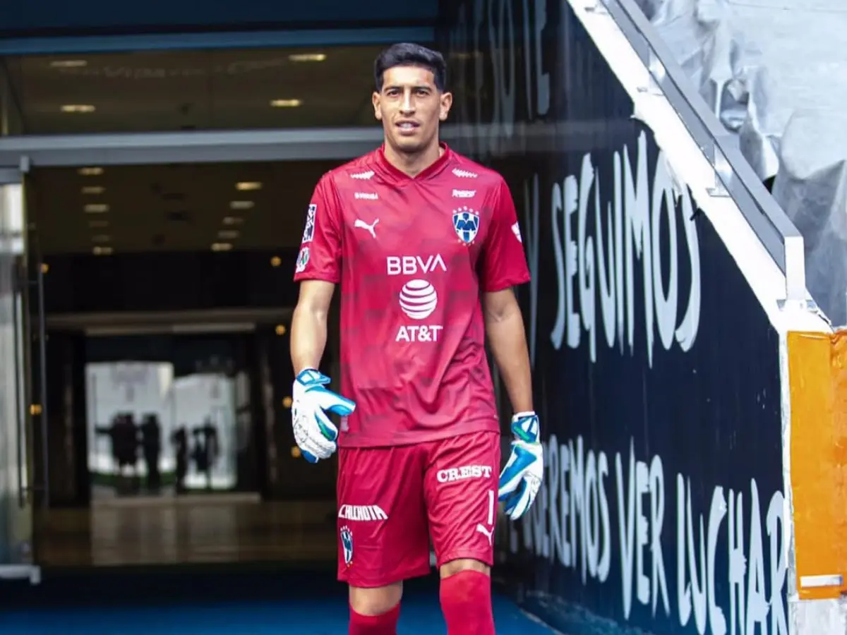 Real Zaragoza goalkeeper Esteban Andrada receives 13-match suspension for punching opponent Real Zaragoza goalkeeper Esteban Andrada receives 13-match suspension for punching opponent