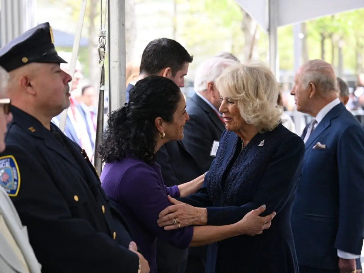Meet with victims’ families