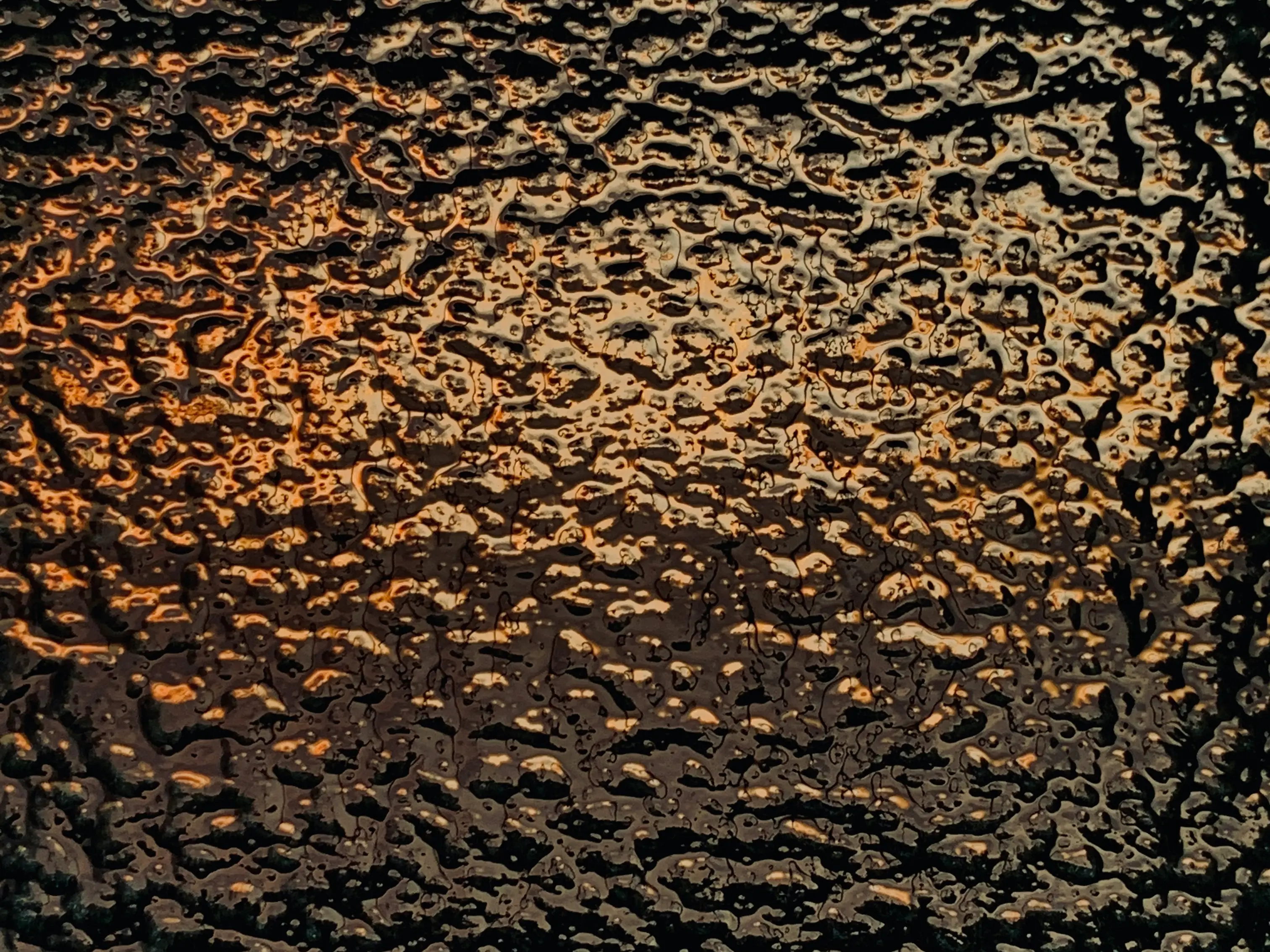 Black goo rains down in Texas as tank with 50,000 gallons of 100 degrees Celsius tar explodes Black goo rains down in Texas as tank with 50,000 gallons of 100 degrees Celsius tar explodes