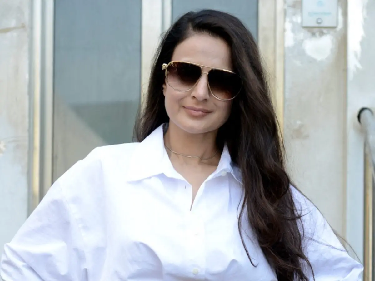 'When will this WAR end': Ameesha Patel stranded in the UAE after Iran missile strike shuts airspace