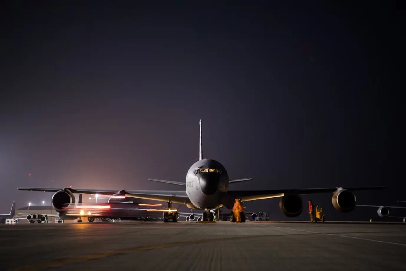 US KC-135 Stratotanker transmits distress code, goes missing over Qatar