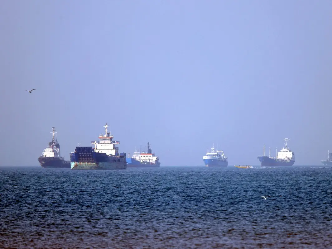 Trump's 'Project Freedom' gets boost as Saudi Arabia, Kuwait lift curbs in Strait of Hormuz: Report Trump's 'Project Freedom' gets boost as Saudi Arabia, Kuwait lift curbs in Strait of Hormuz: Report