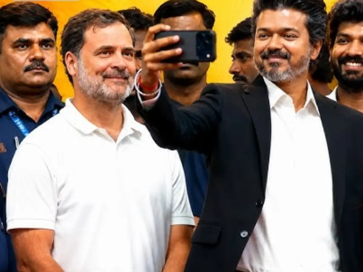 Vijay's selfie moment