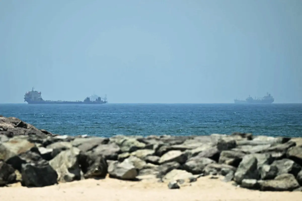 Iran launches fresh drone attacks across Gulf after threatening US