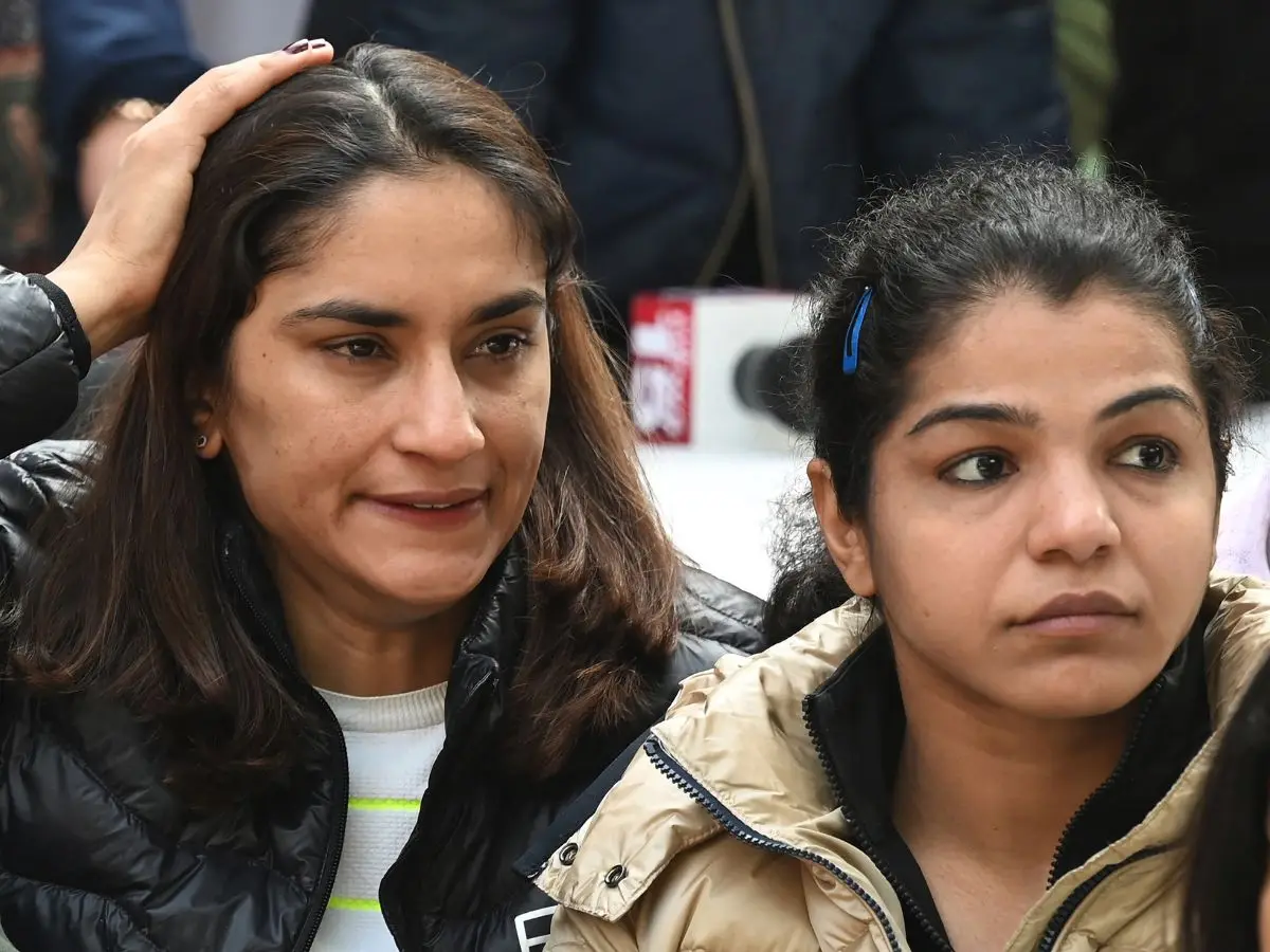 ‘Let her play’: Sakshi Malik urges PM Modi to allow Vinesh Phogat’s wrestling comeback