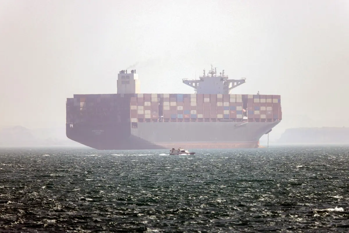 Pakistan, Iraq strike energy transit deals with Iran through Strait of Hormuz: Report