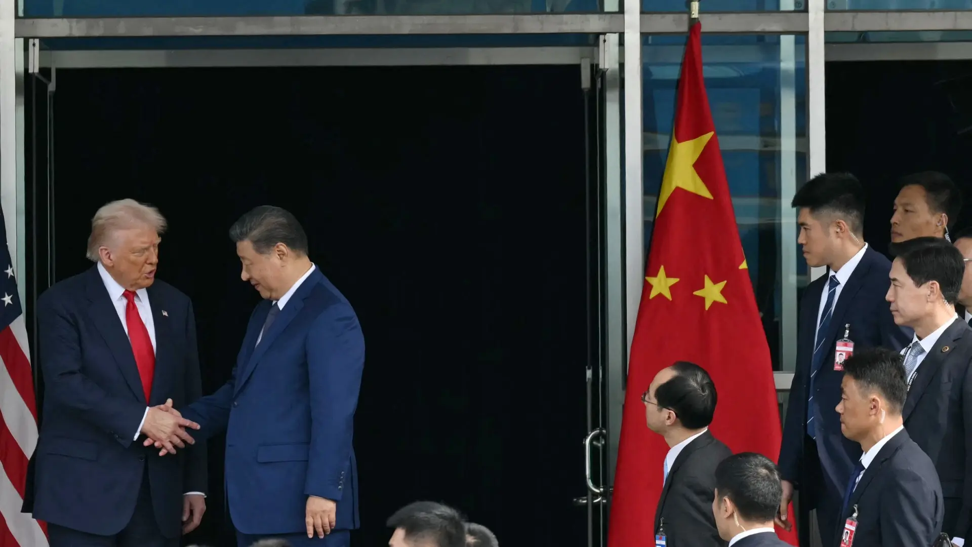 Musk, Cook and other business leaders to join