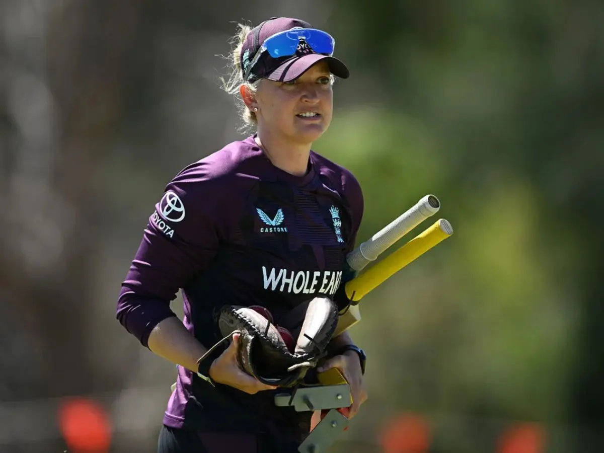 Rob Key appoints Sarah Taylor as first female coach of England men's ...