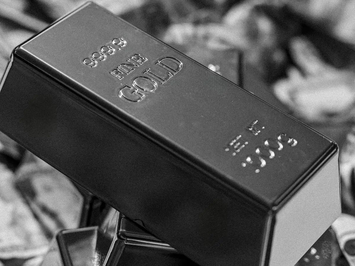 India restricts import of two types of silver bars with immediate effect India restricts import of two types of silver bars with immediate effect