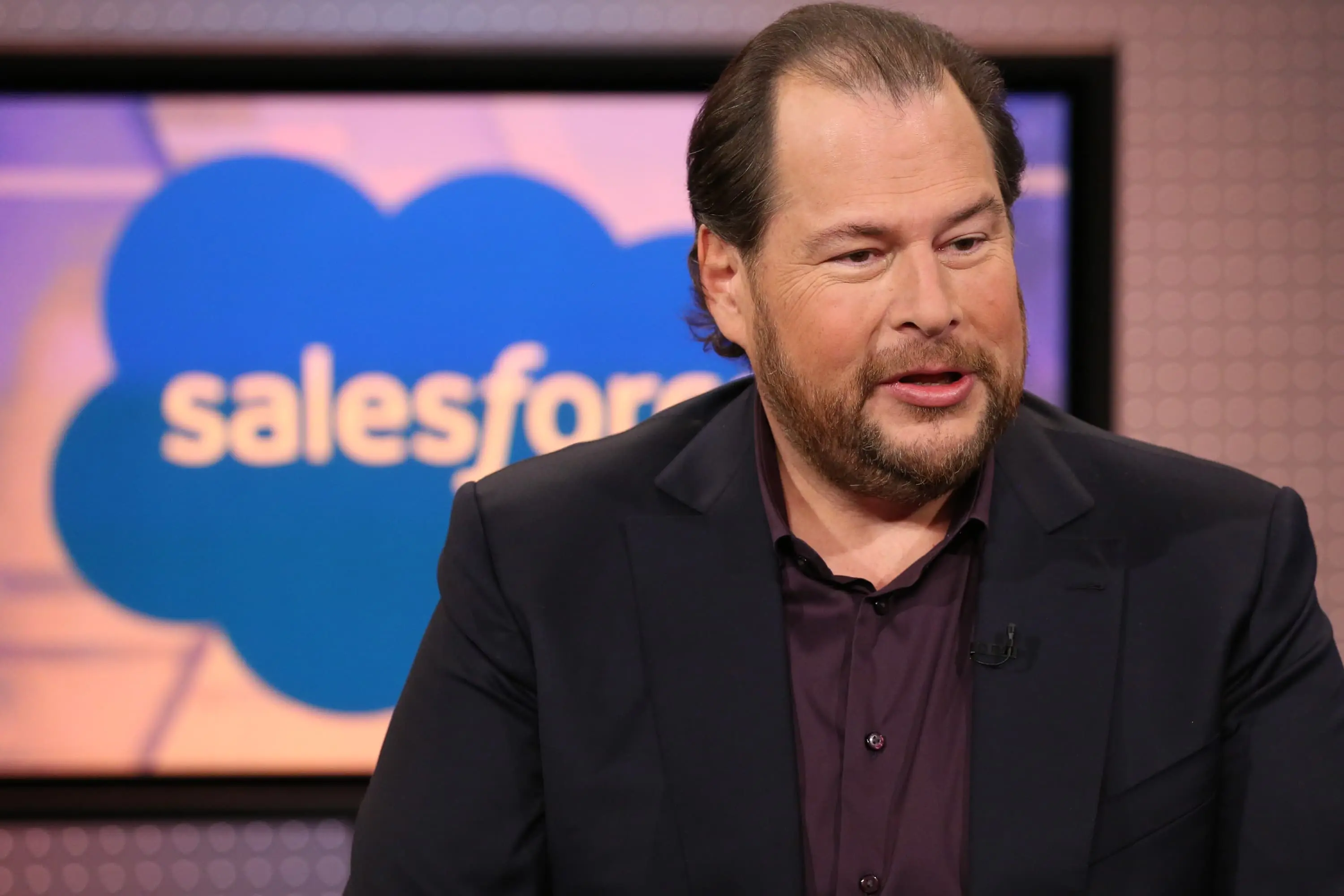 Salesforce CEO Marc Benioff pauses software engineer hiring as AI spending rises
