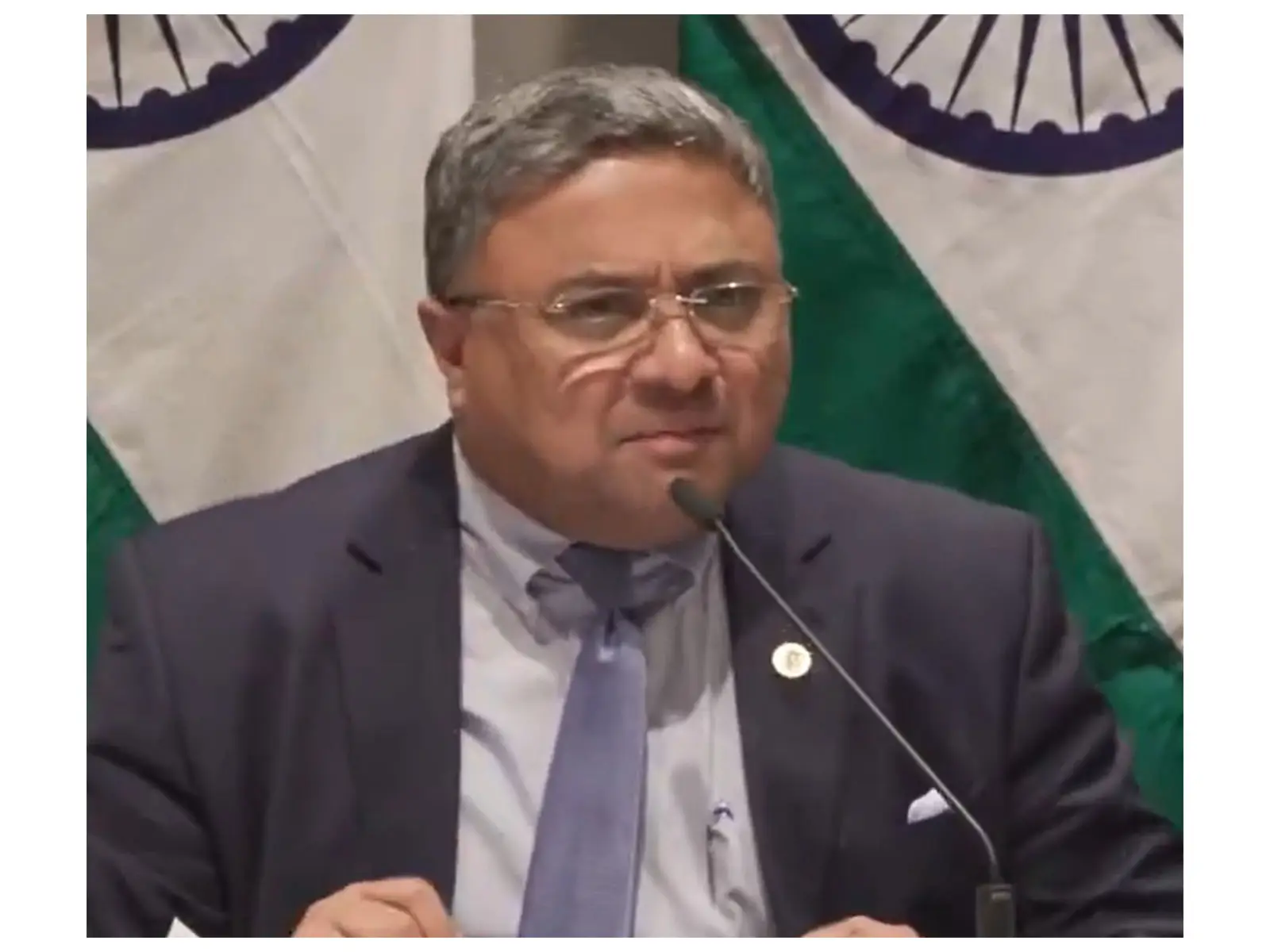 'Right to change govt...': MEA counters Norway journalist’s 'why should we trust you' question - VIDEO 'Right to change govt...': MEA counters Norway journalist’s 'why should we trust you' question - VIDEO