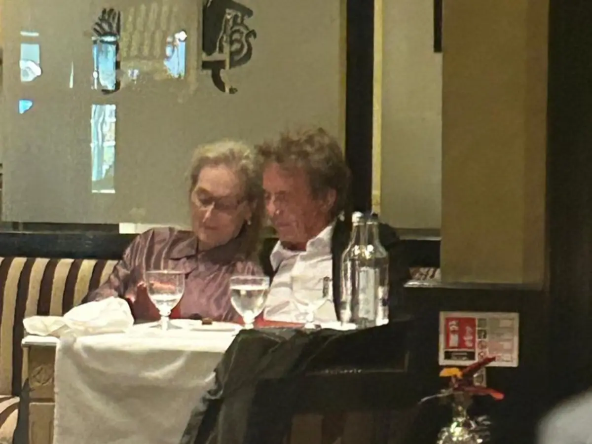 Meryl Streep, Martin Short reignite dating rumours with cozy dinner in London | See pics Meryl Streep, Martin Short reignite dating rumours with cozy dinner in London | See pics