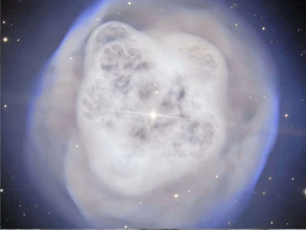 Dying star glows like a cosmic crystal ball in stunning new telescope image Dying star glows like a cosmic crystal ball in stunning new telescope image