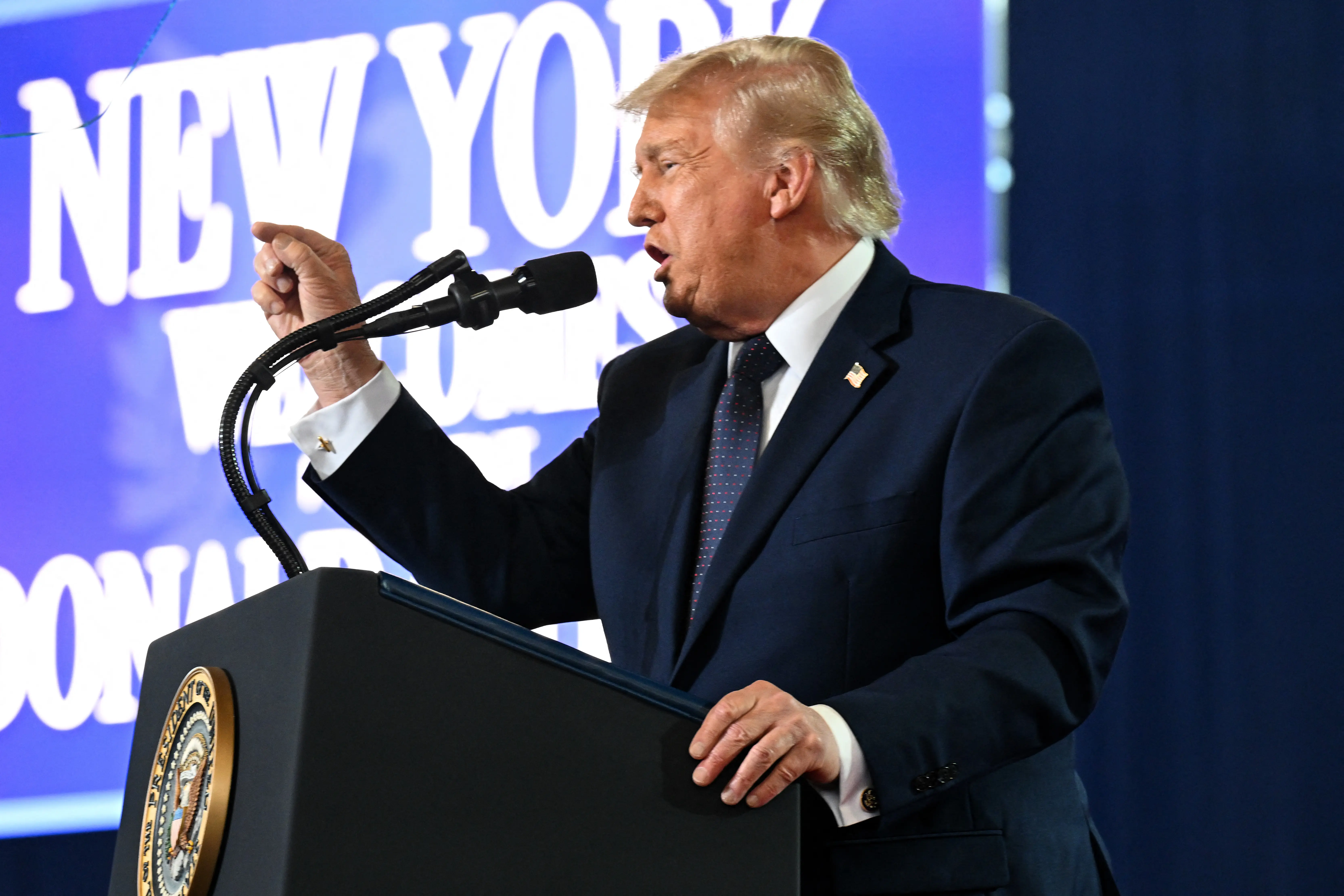 Trump to decide on latest Iran proposal after meeting advisers on Sunday: Report
