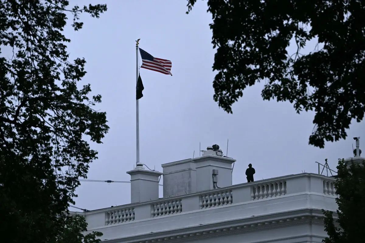Multiple gunshots fired near White House; Secret Service, FBI respond: Where is Donald Trump?