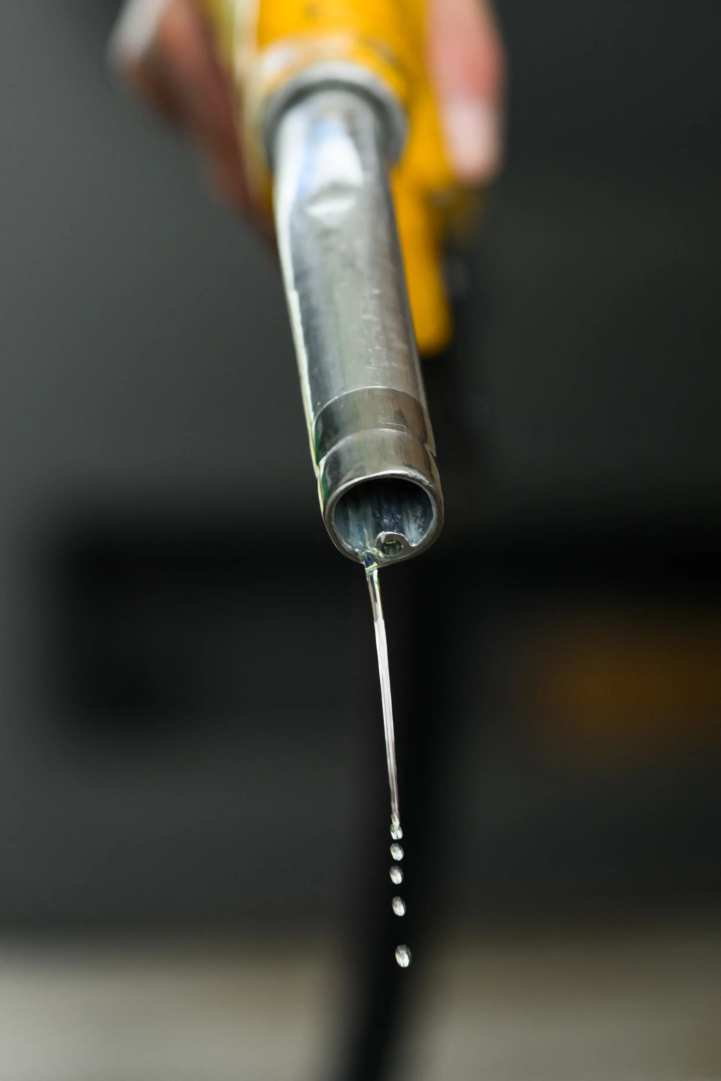 Oil prices fall over 5% amid Iran-US peace hopes: Will petrol and diesel prices in India come down now?