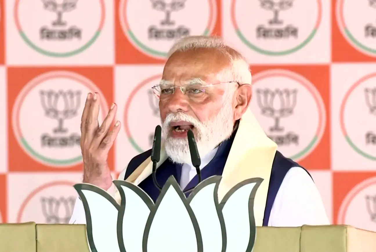 Six cops suspended after gelatin recovery near PM Modi’s Bengaluru convoy route