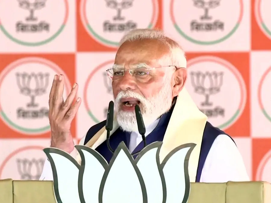 Six cops suspended after gelatin recovery near PM Modi’s Bengaluru convoy route