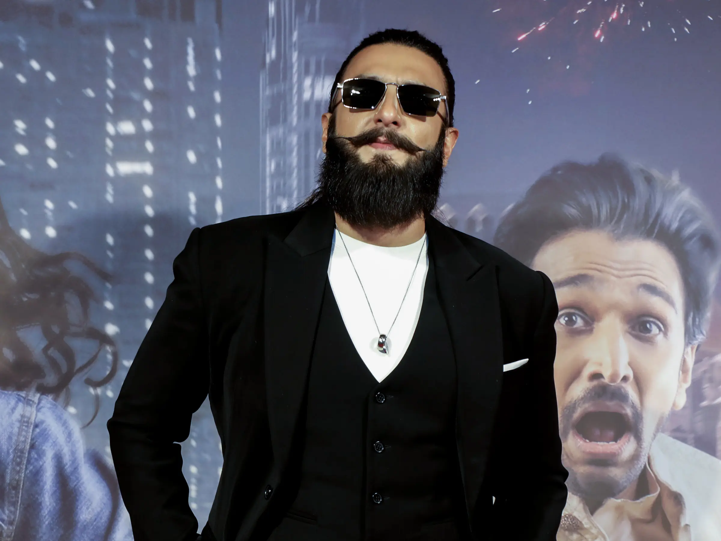 Ranveer Singh ‘banned’ by film workers’ body over Don 3 exit? Here’s what happened Ranveer Singh ‘banned’ by film workers’ body over Don 3 exit? Here’s what happened