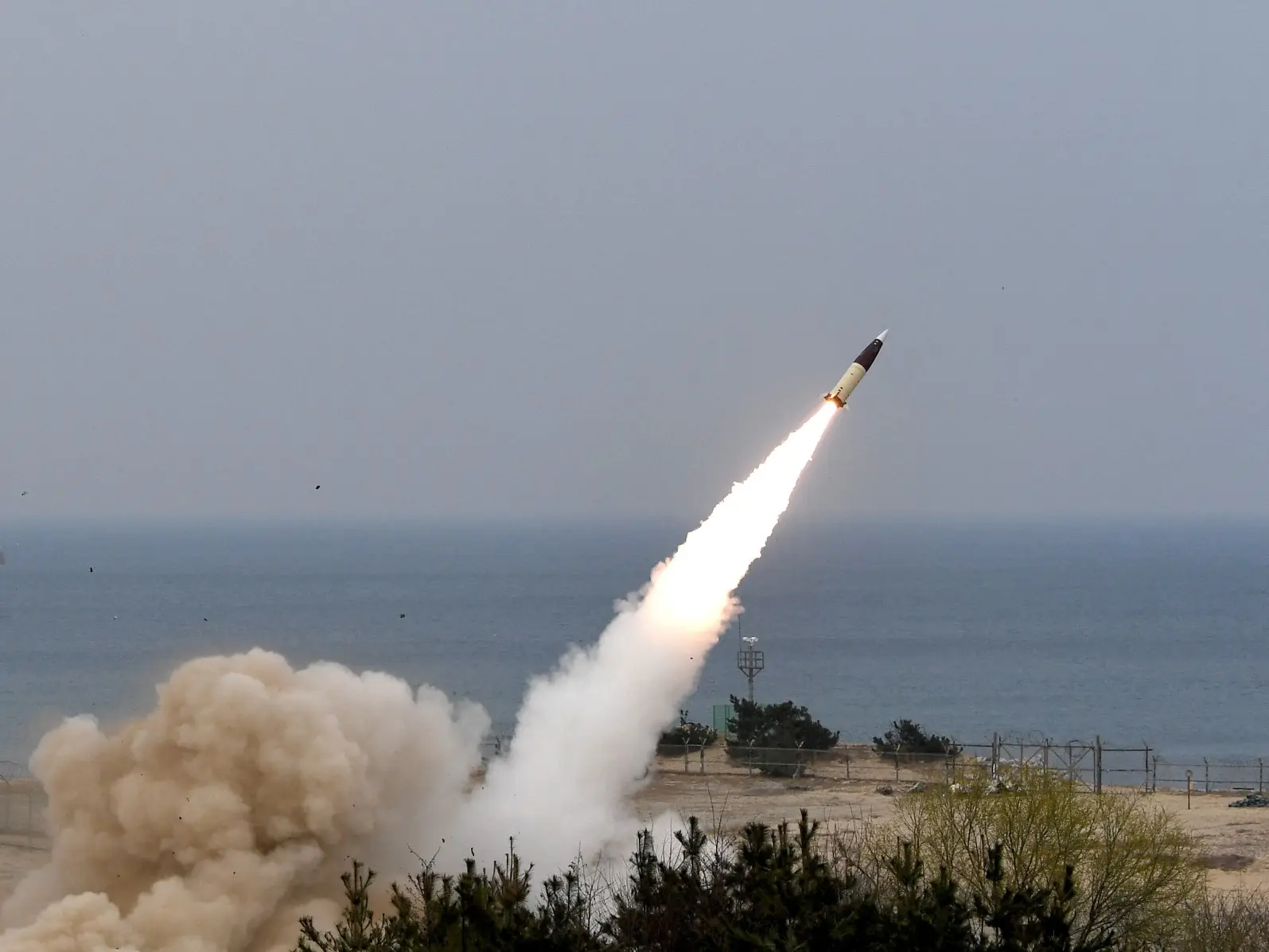 North Korea fires ‘unidentified projectile’ into Yellow Sea amid rising regional tensions North Korea fires ‘unidentified projectile’ into Yellow Sea amid rising regional tensions