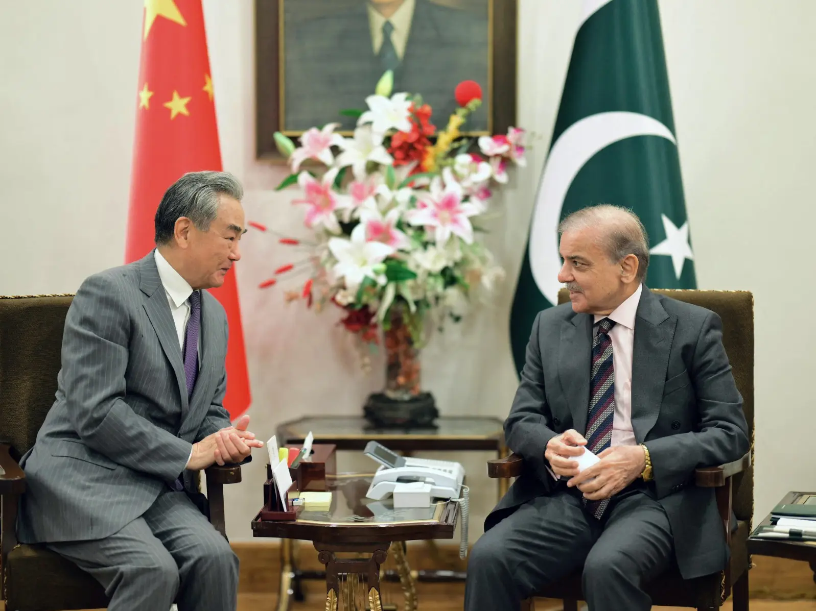 Pakistan-China reach 'new broad consensus' under CPEC. Details here Pakistan-China reach 'new broad consensus' under CPEC. Details here