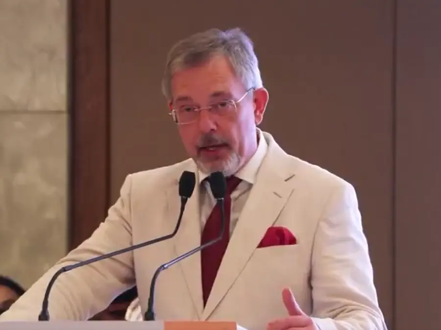 Russian Ambassador Alipov calls for firming up education ties & degree recognition with India