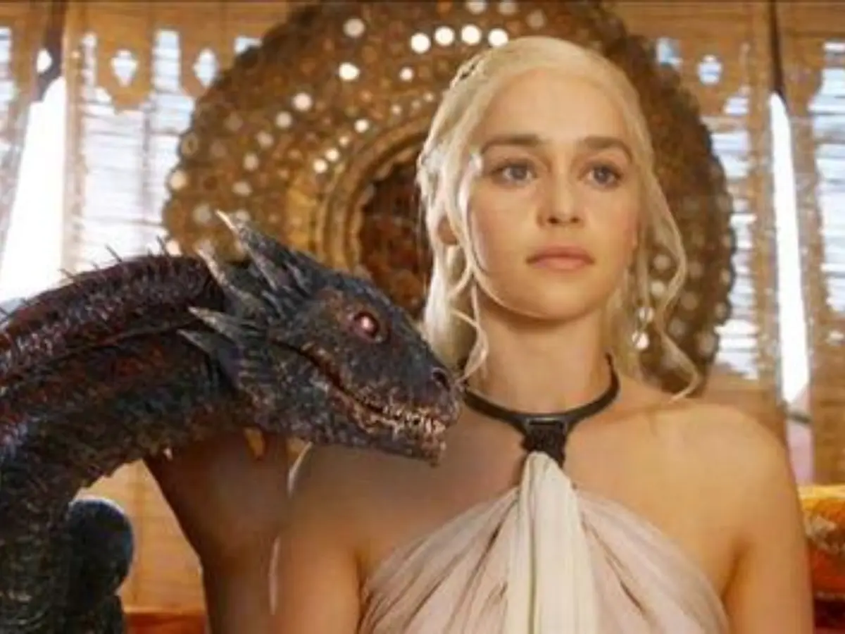 Emilia Clarke breaks her silence on earning $300,000 per episode on Game of Thrones: 'Can you imagine?'