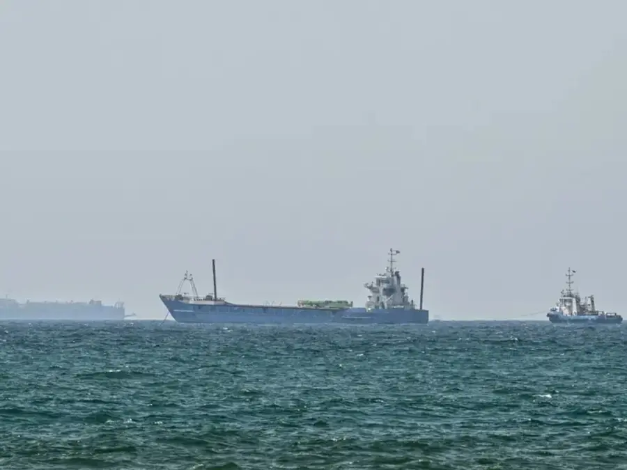 India launches operation to evacuate 13 vessels from Strait of Hormuz amid Gulf tensions