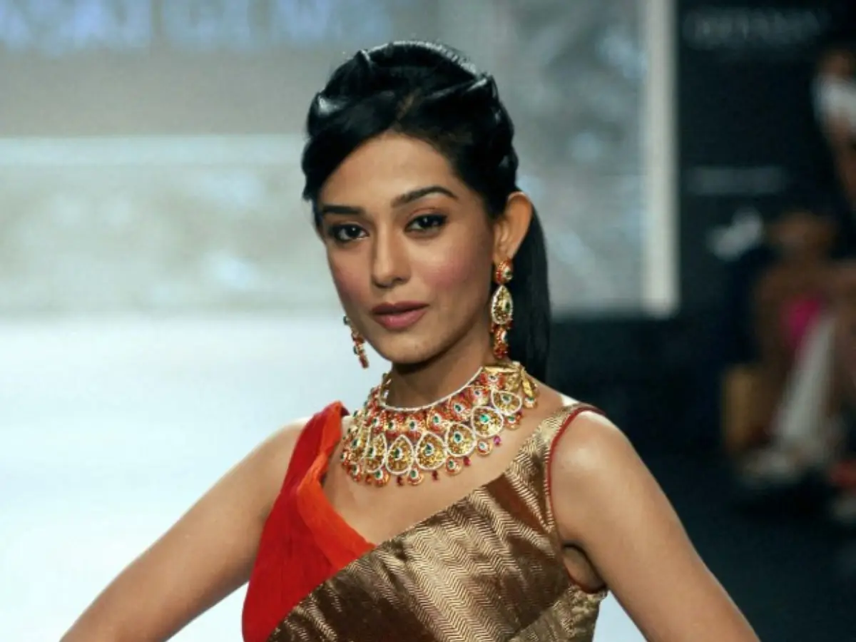 Amrita Rao birthday special: Vivah, Main Hoon Na, Masti- 5 best films of the actress on Netflix, Prime Video and more