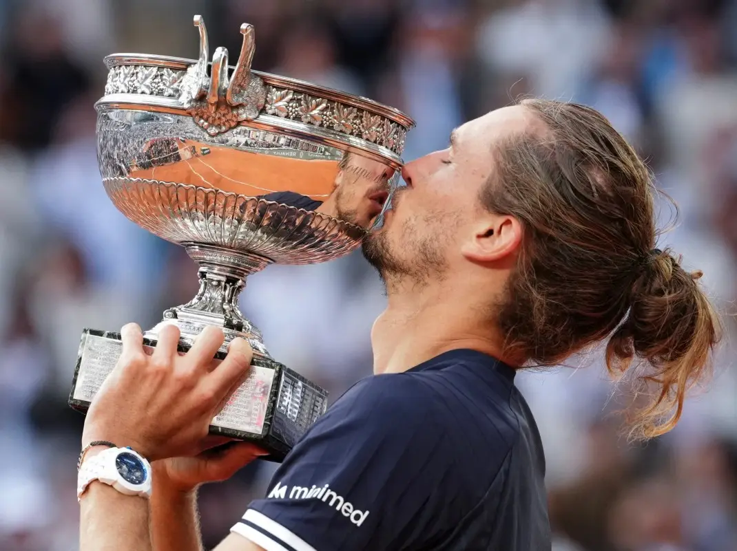 French Open 2026 Final: Alexander Zverev beats Flavio Cobolli to clinch first Grand Slam title French Open 2026 Final: Alexander Zverev beats Flavio Cobolli to clinch first Grand Slam title
