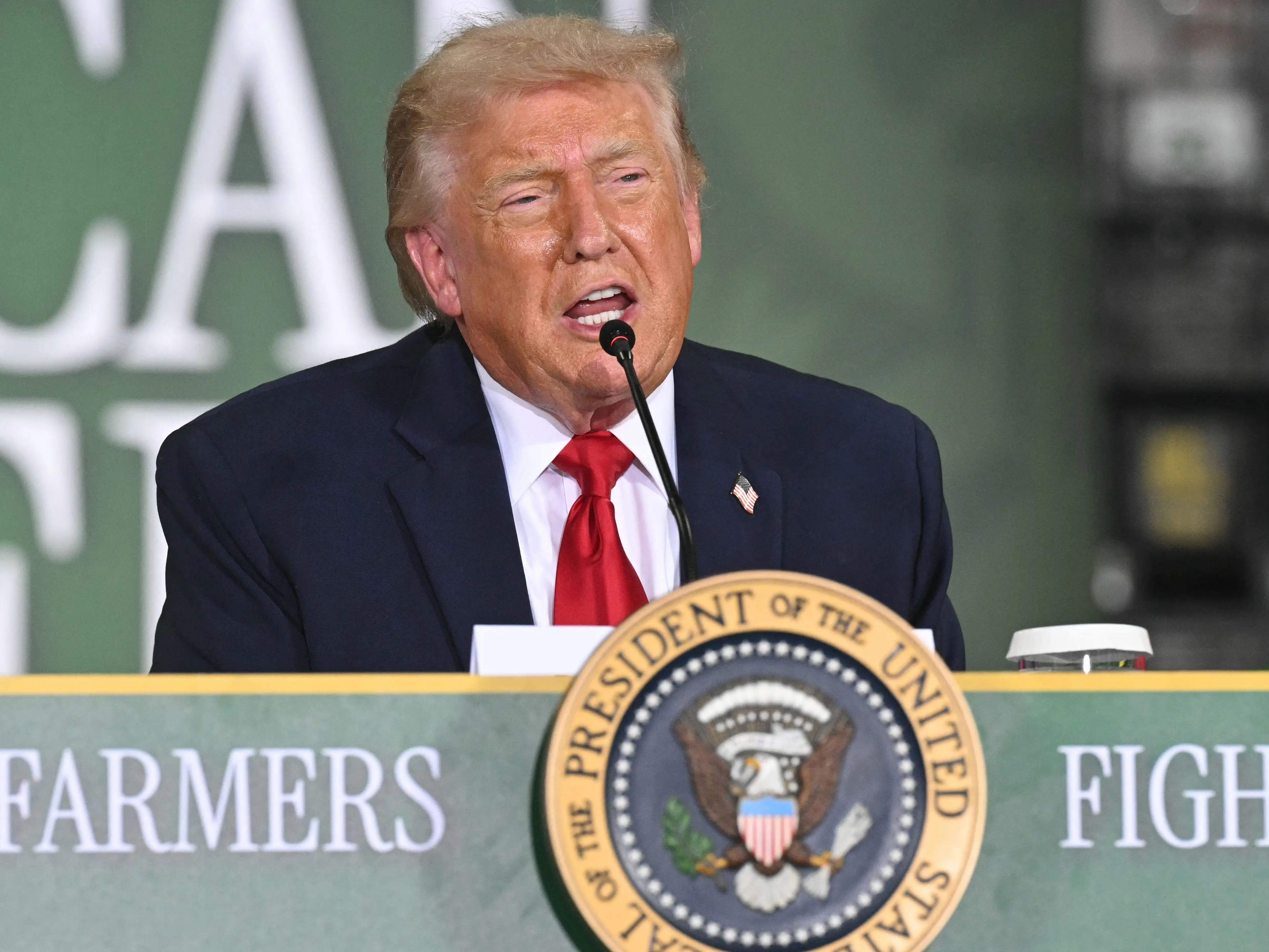 WATCH | Trump blames weather for viral meltdown during TV interview WATCH | Trump blames weather for viral meltdown during TV interview