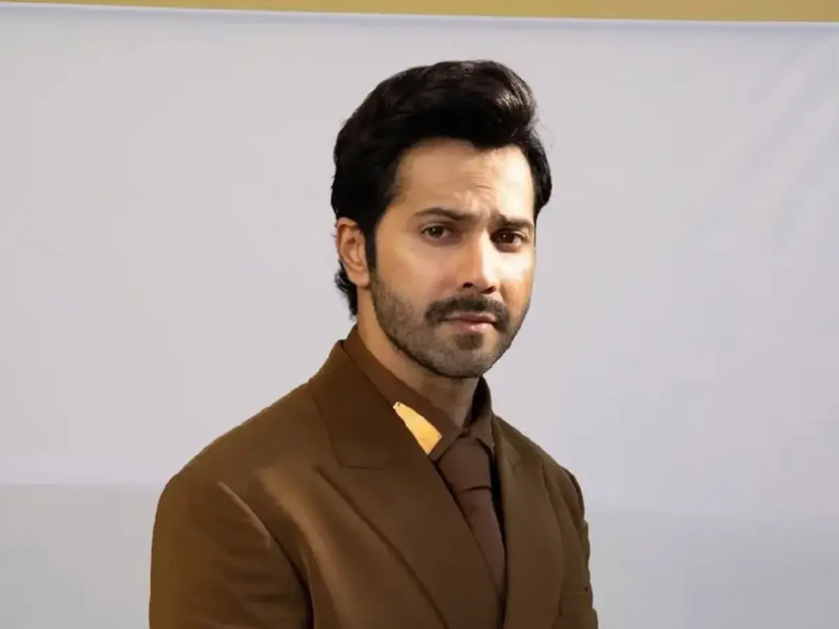Varun Dhawan says he was offered Andhadhun first; reveals Kangana Ranaut was also considered Varun Dhawan says he was offered Andhadhun first; reveals Kangana Ranaut was also considered