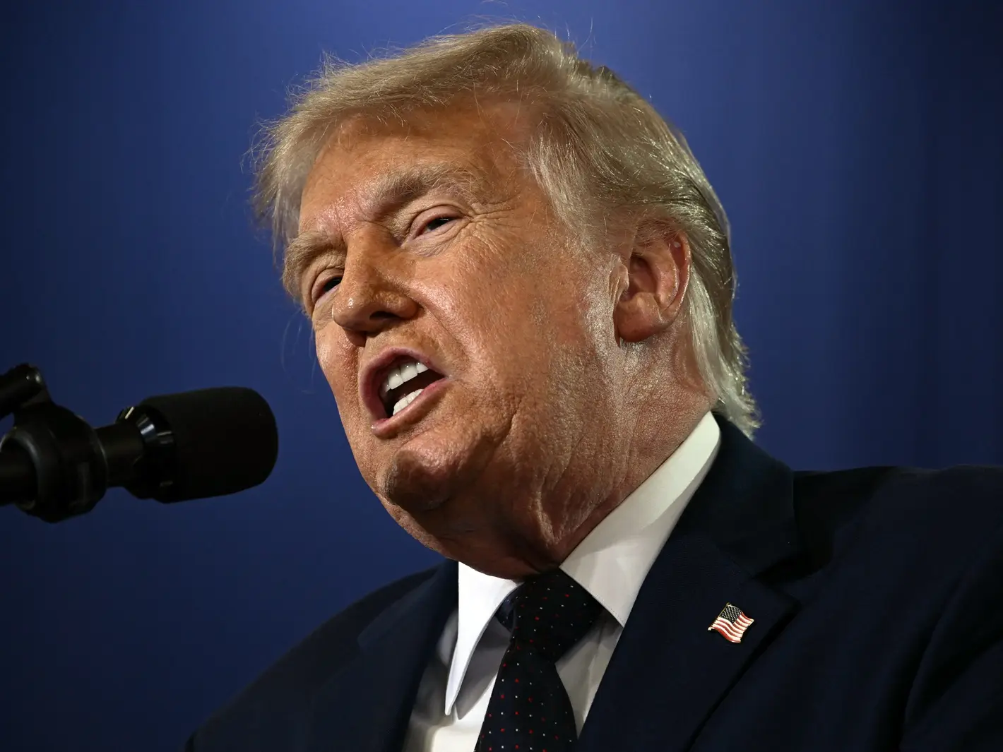US 'completes' latest strikes in Iran after Trump claims Tehran asked him to stop bombing US 'completes' latest strikes in Iran after Trump claims Tehran asked him to stop bombing