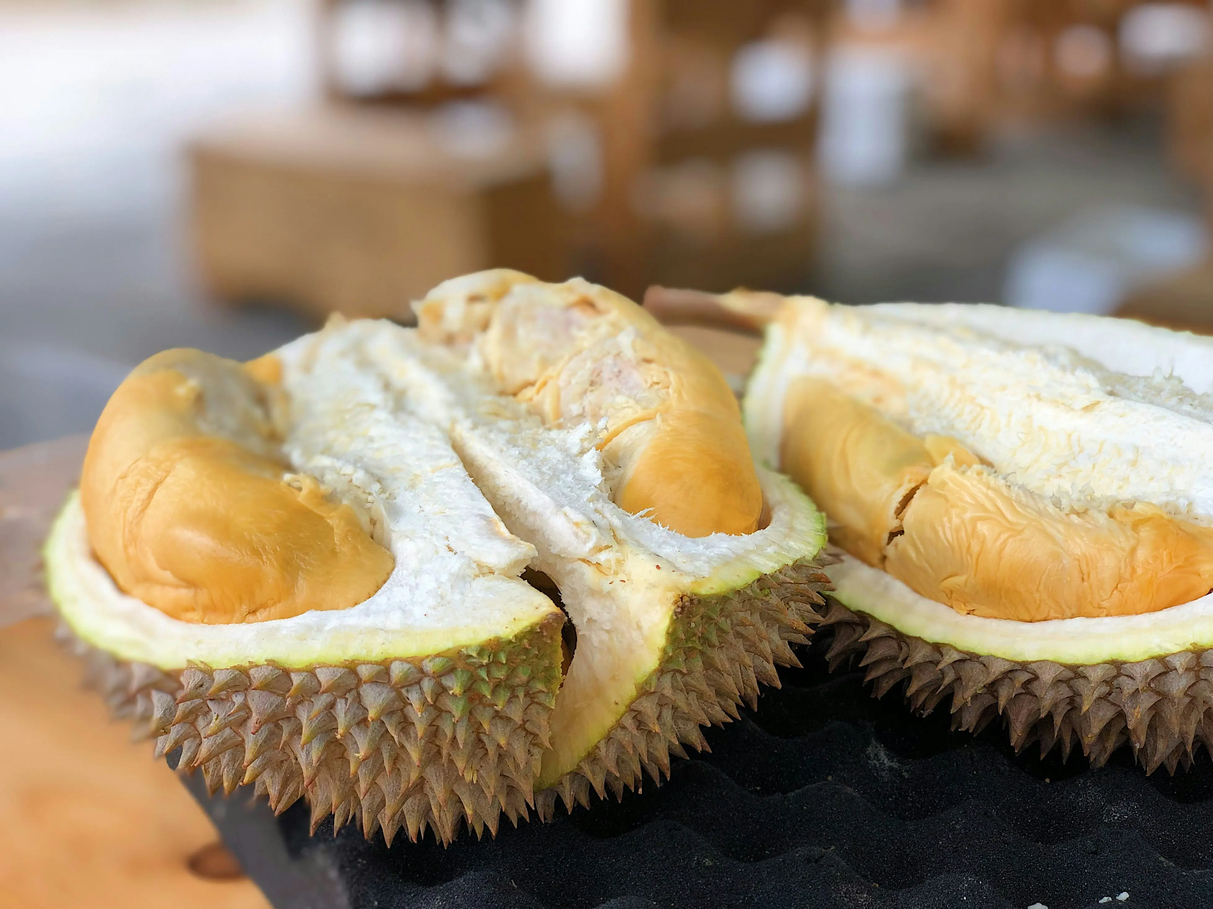 Why is this fruit banned on public transport in several countries? Why is this fruit banned on public transport in several countries?