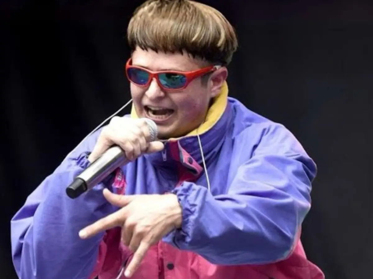 Oliver Tree, best known for Life Goes On, dies in helicopter crash, tributes pour in Oliver Tree, best known for Life Goes On, dies in helicopter crash, tributes pour in