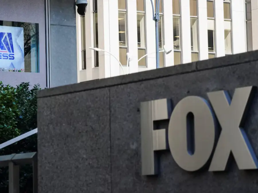 Fox agrees to buy Roku for $22 billion deal to expand streaming and Live TV reach