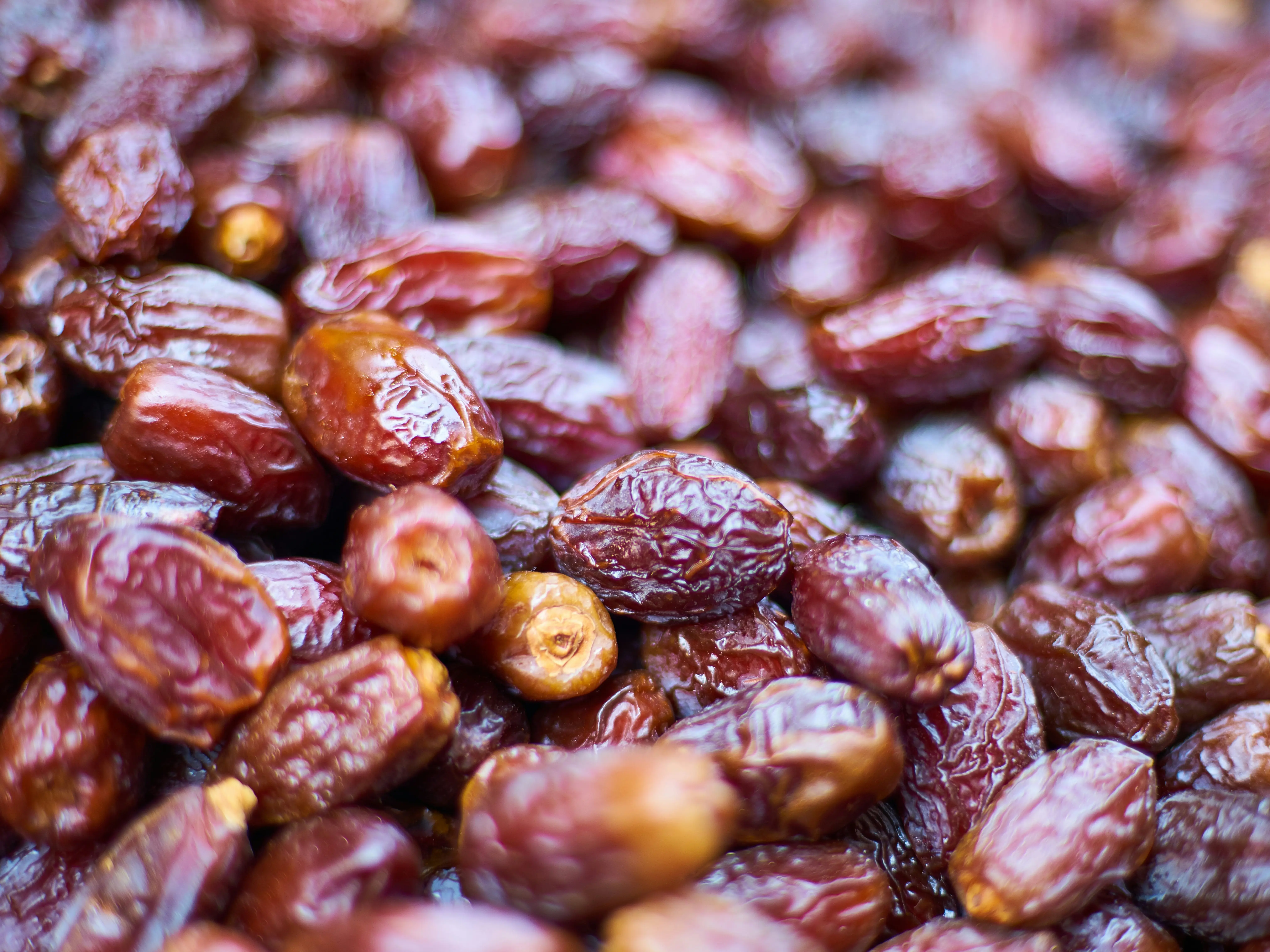 Why is this tiny fruit called nature's candy? Why is this tiny fruit called nature's candy?