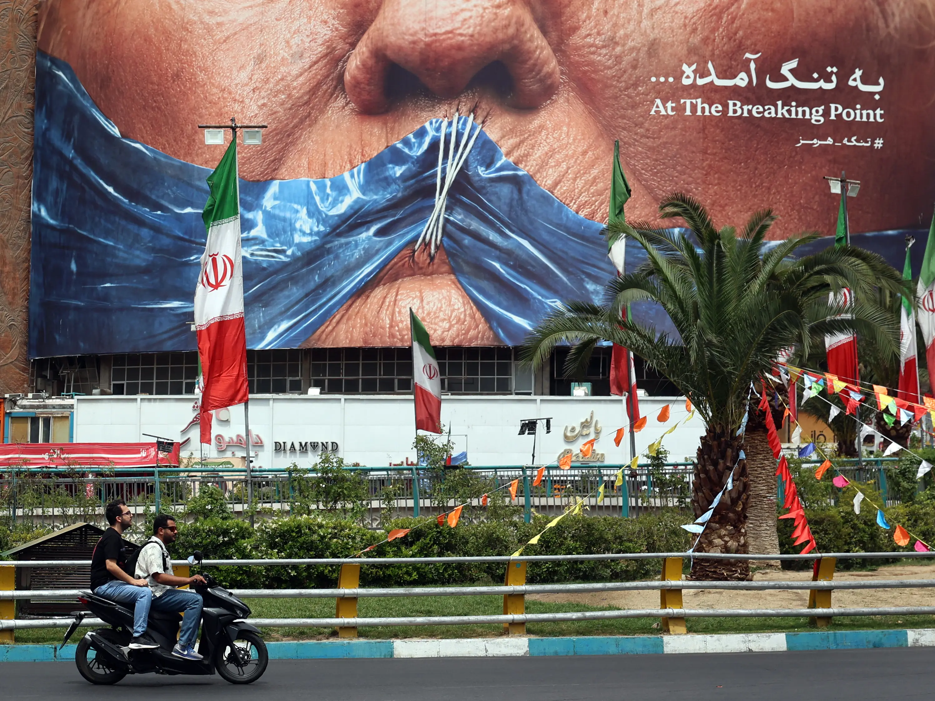 US intelligence assesses Iran can shut Strait of Hormuz at will after conflict: Report US intelligence assesses Iran can shut Strait of Hormuz at will after conflict: Report
