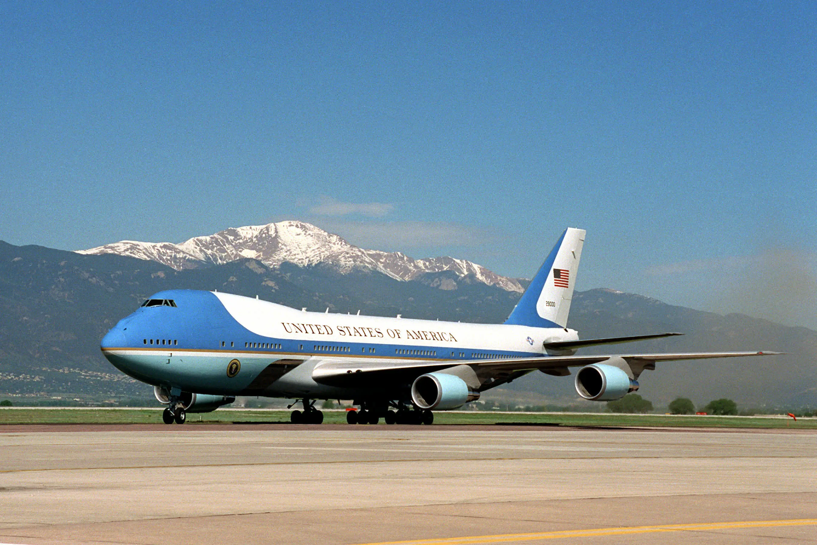 'Farewell and thank you': Air Force One to be replaced by Qatari jet soon? Look at the aircraft that carried seven US presidents