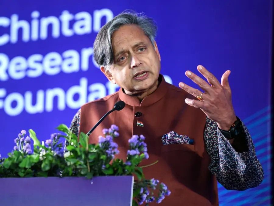 'Admiration for PM Modi has transcended the physical world': Congress taunts Shashi Tharoor