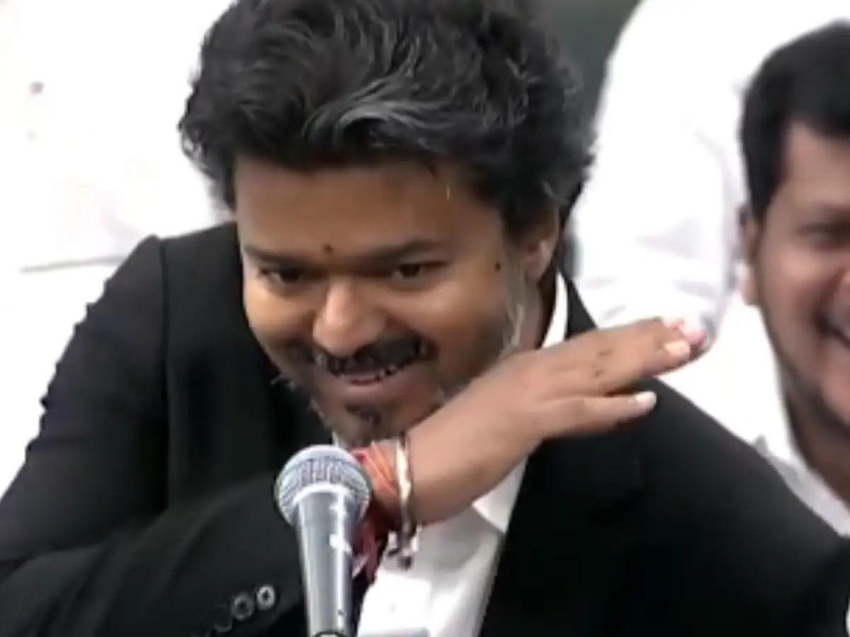 Vijay ends assembly speech in his signature heroic style; Fans say It's straight out of a mass film