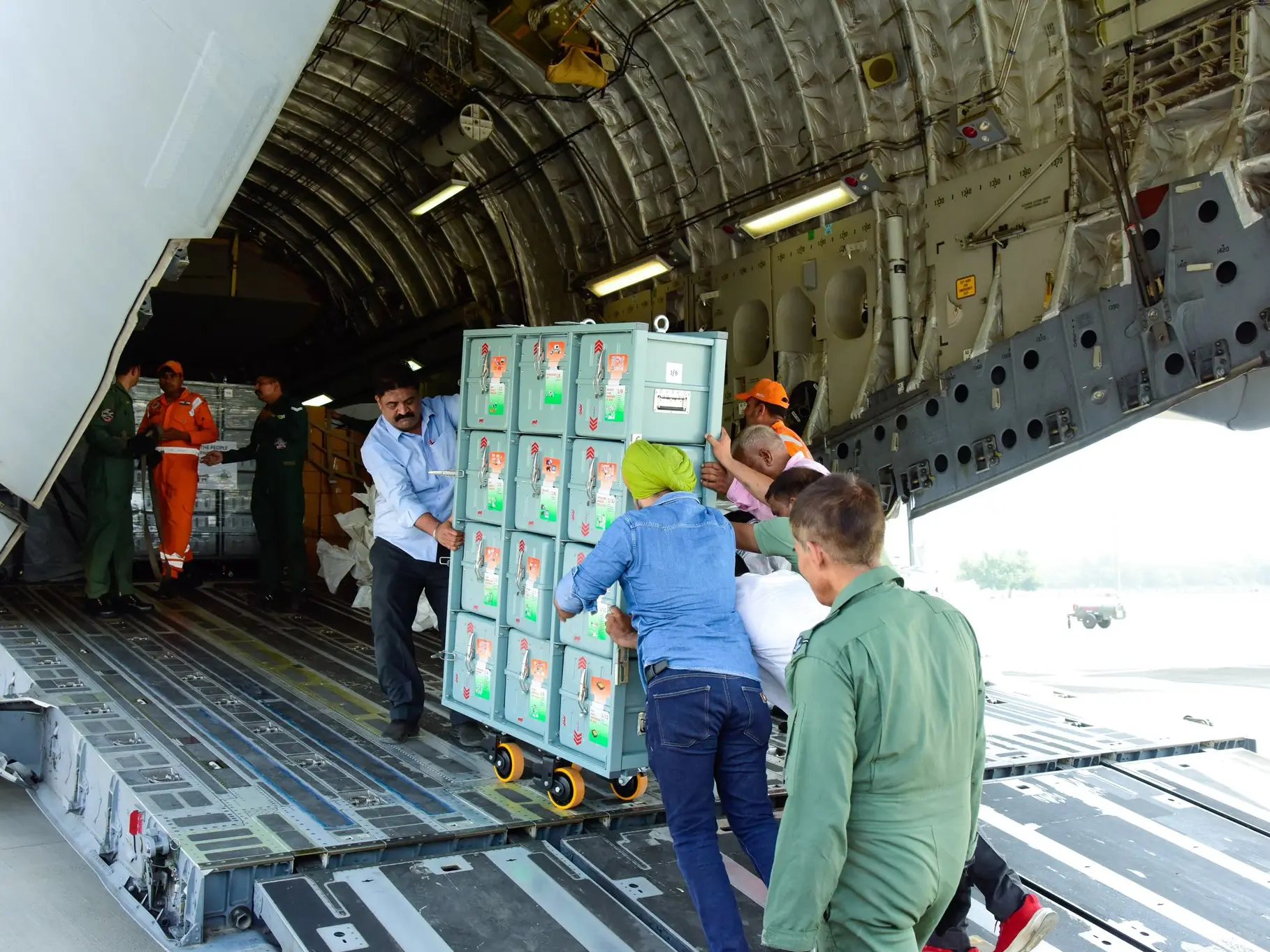 India dispatches 2 IAF C-17 planes carrying field hospital, medical supplies to quake-hit Venezuela India dispatches 2 IAF C-17 planes carrying field hospital, medical supplies to quake-hit Venezuela
