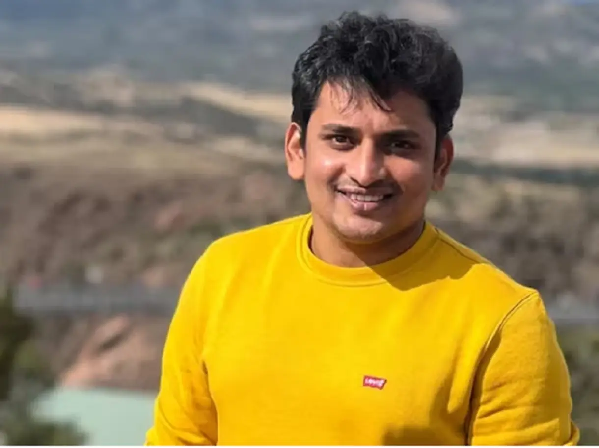 Indian techie, 33, dies as his car gets swept away in Kansas flash floods Indian techie, 33, dies as his car gets swept away in Kansas flash floods