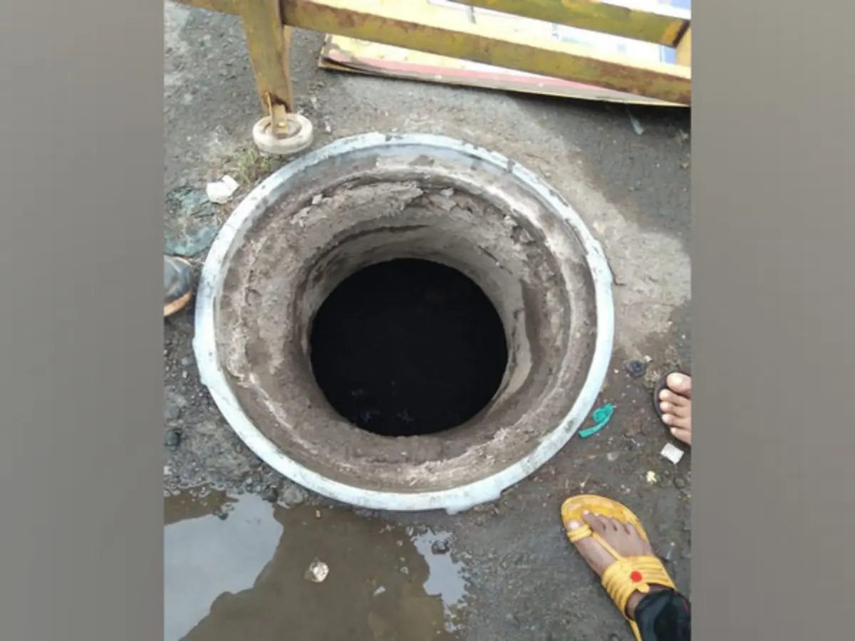 Man falls into manhole in Mumbai amid heavy rain, dies, FIR for ‘culpable homicide’ to be filed against contractor
