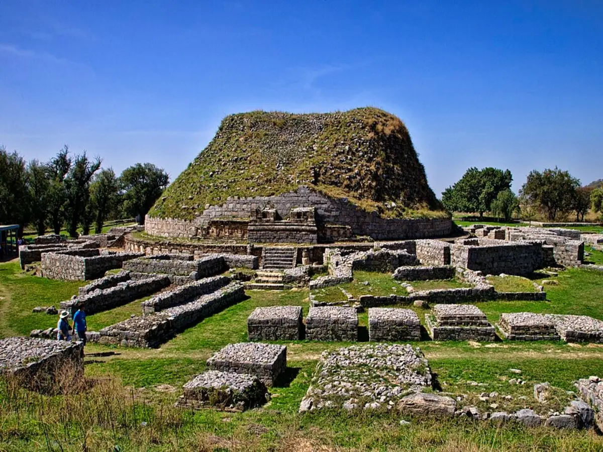 UN warns Pakistan against 'reconstructions’ at Taxila sites, says can 'delist' the historical sites UN warns Pakistan against 'reconstructions’ at Taxila sites, says can 'delist' the historical sites